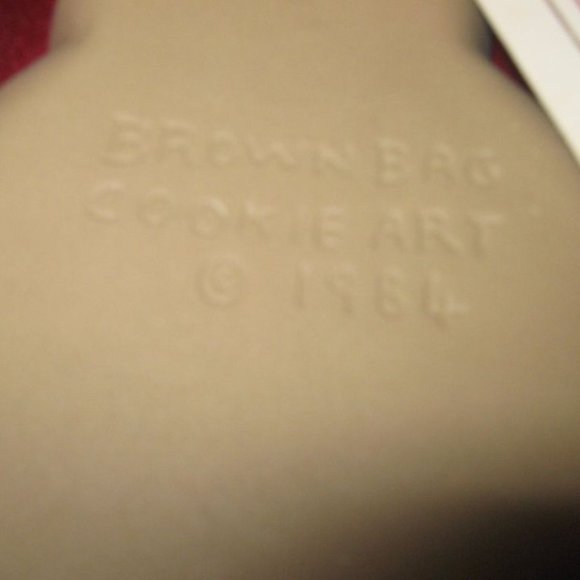 VINTAGE 1984 BROWN BAG COOKIE ART TEDDY BEAR DESIGN CERAMIC COOKIE MOLD - Picture 5 of 6